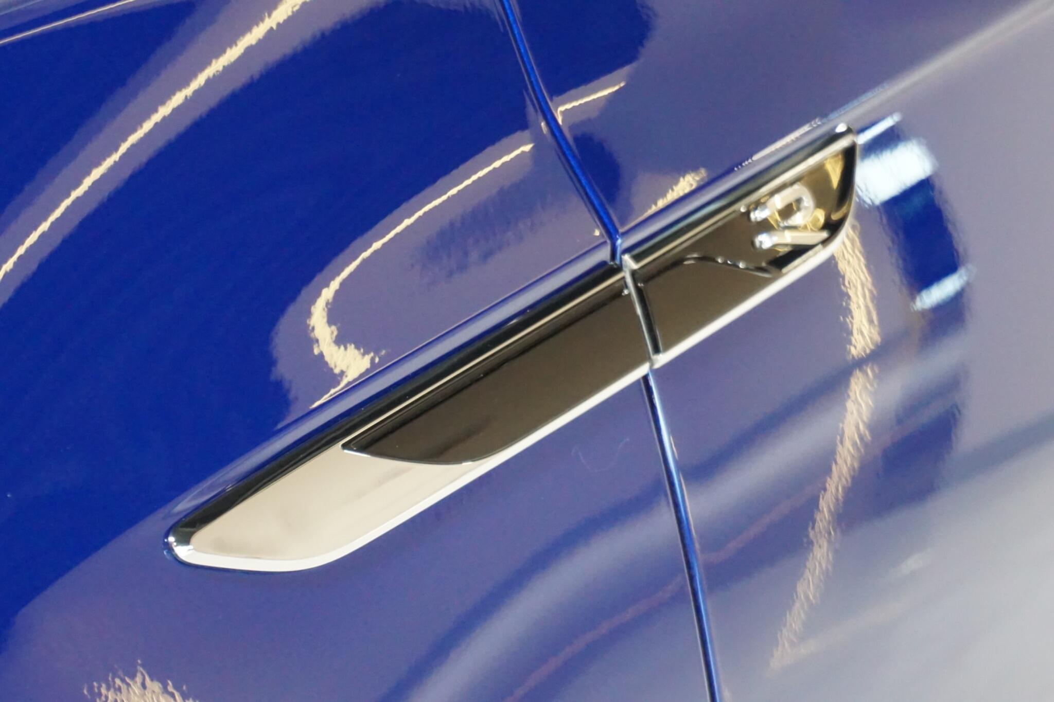 Volkswagen Touareg 3.0 V6 TSI eHybrid 14.3kWh R SUV 5dr Petrol Plug-in Hybrid Tiptronic 4Motion Euro 6 (s/s) (462 ps)